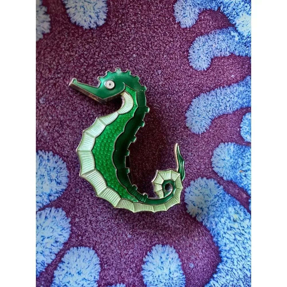 DAVID ANDERSEN Norway 925 Sterling Gilt & Enamel Seahorse Brooch Green Authentic